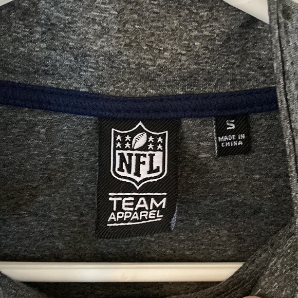 NFL Team Apparel Quarter Zip Lightweight Sweater - New England Patriots - Picture 5 of 6